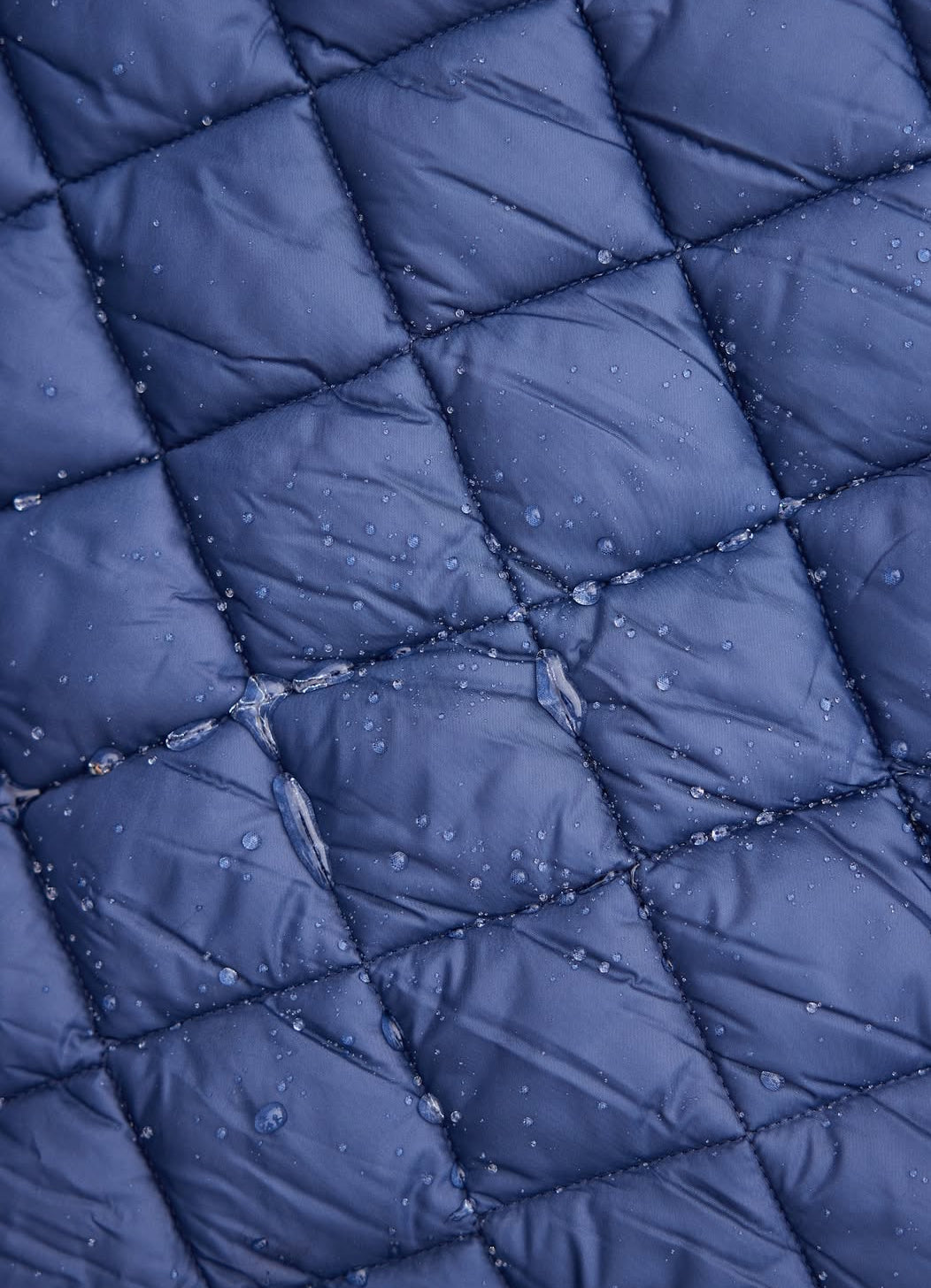 Stadium Puffer Blanket