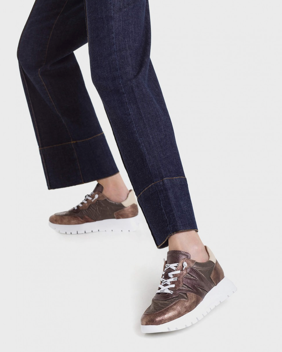 Alana Sneaker