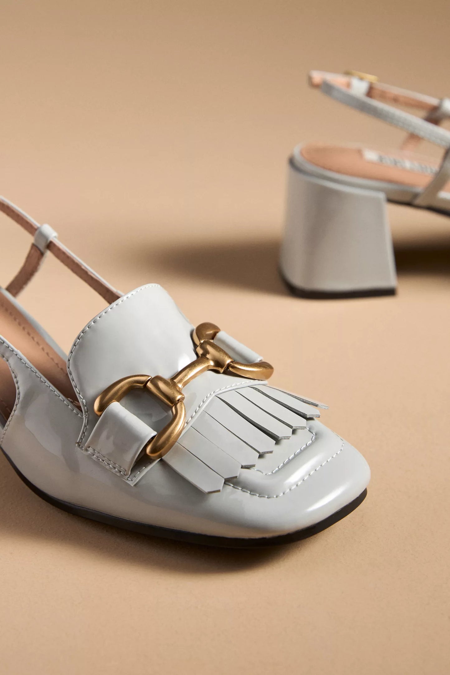 Slingback w/Gold Buckle White