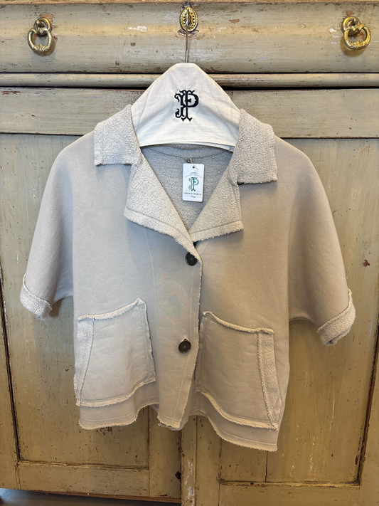 Kennison Capelet